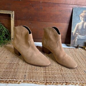 LK Bennett London DYLAN Western Style Ankle Boots NWOT Size 39 Tan Made in Italy